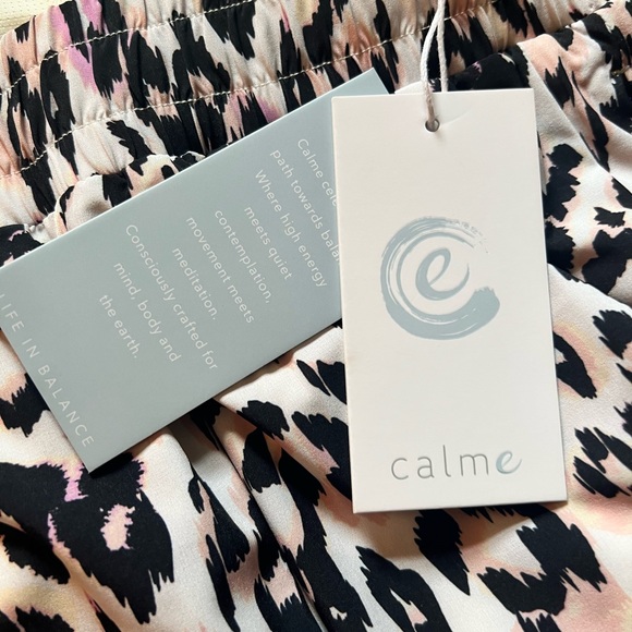 ❤️Closet Closing Sale!❤️NWT Johnny Was Calme Shorts - Picture 4 of 5